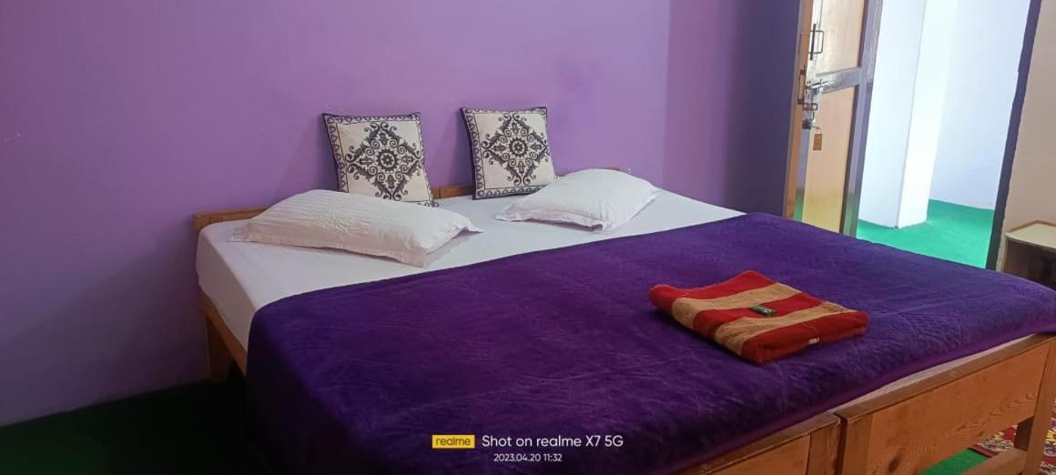 Debbhumi Regency Hotel Sangla Bagian luar foto