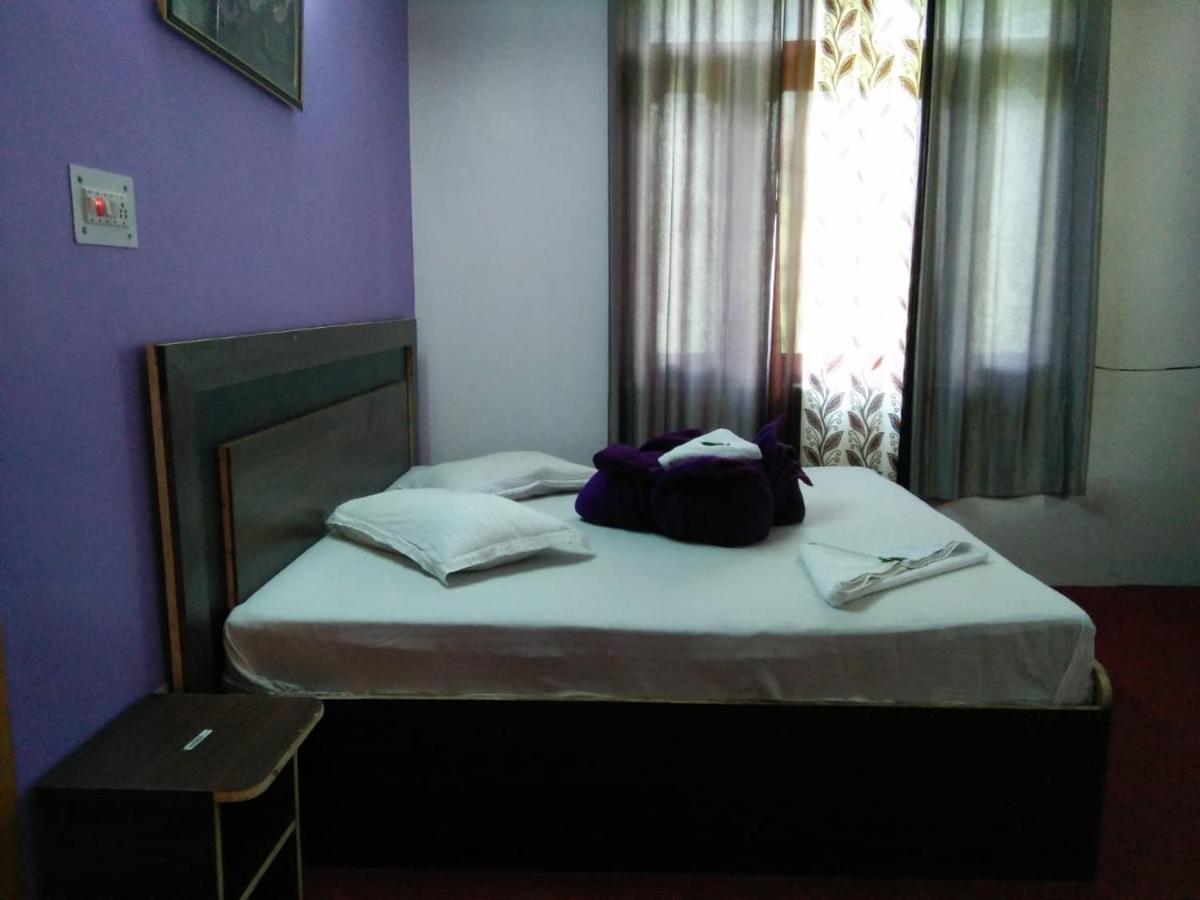 Debbhumi Regency Hotel Sangla Bagian luar foto